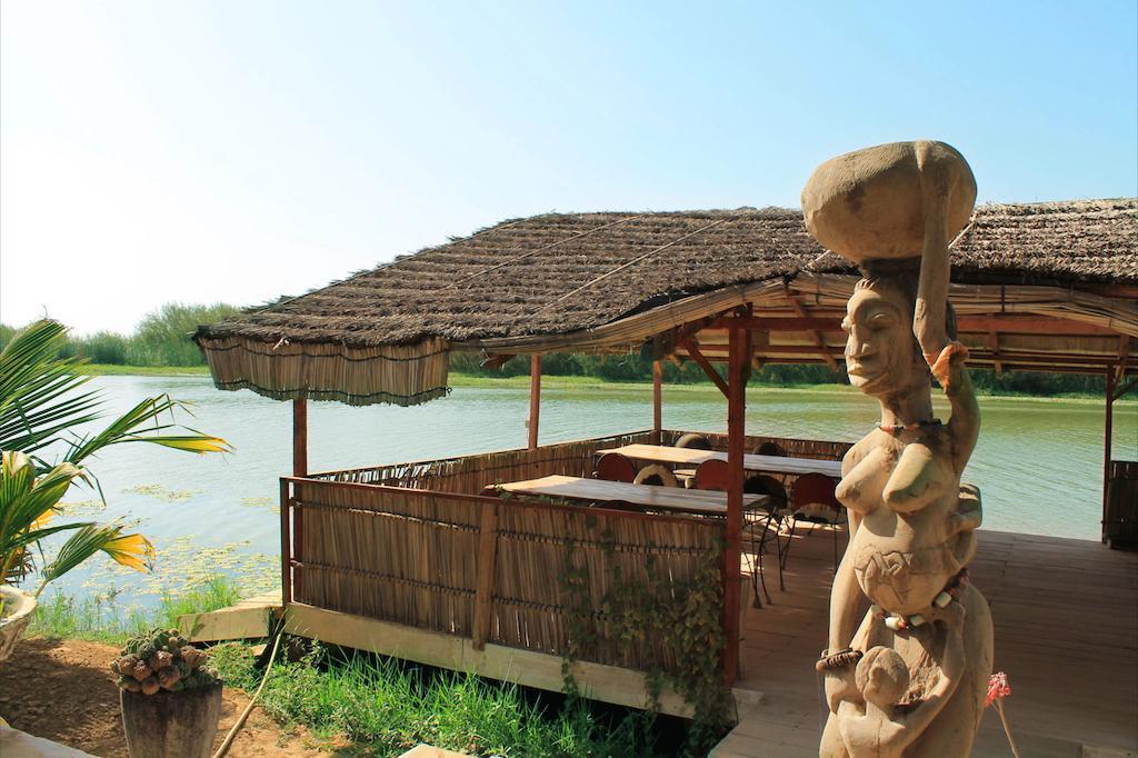 Lampsar Lodge Ndiongo Esterno foto